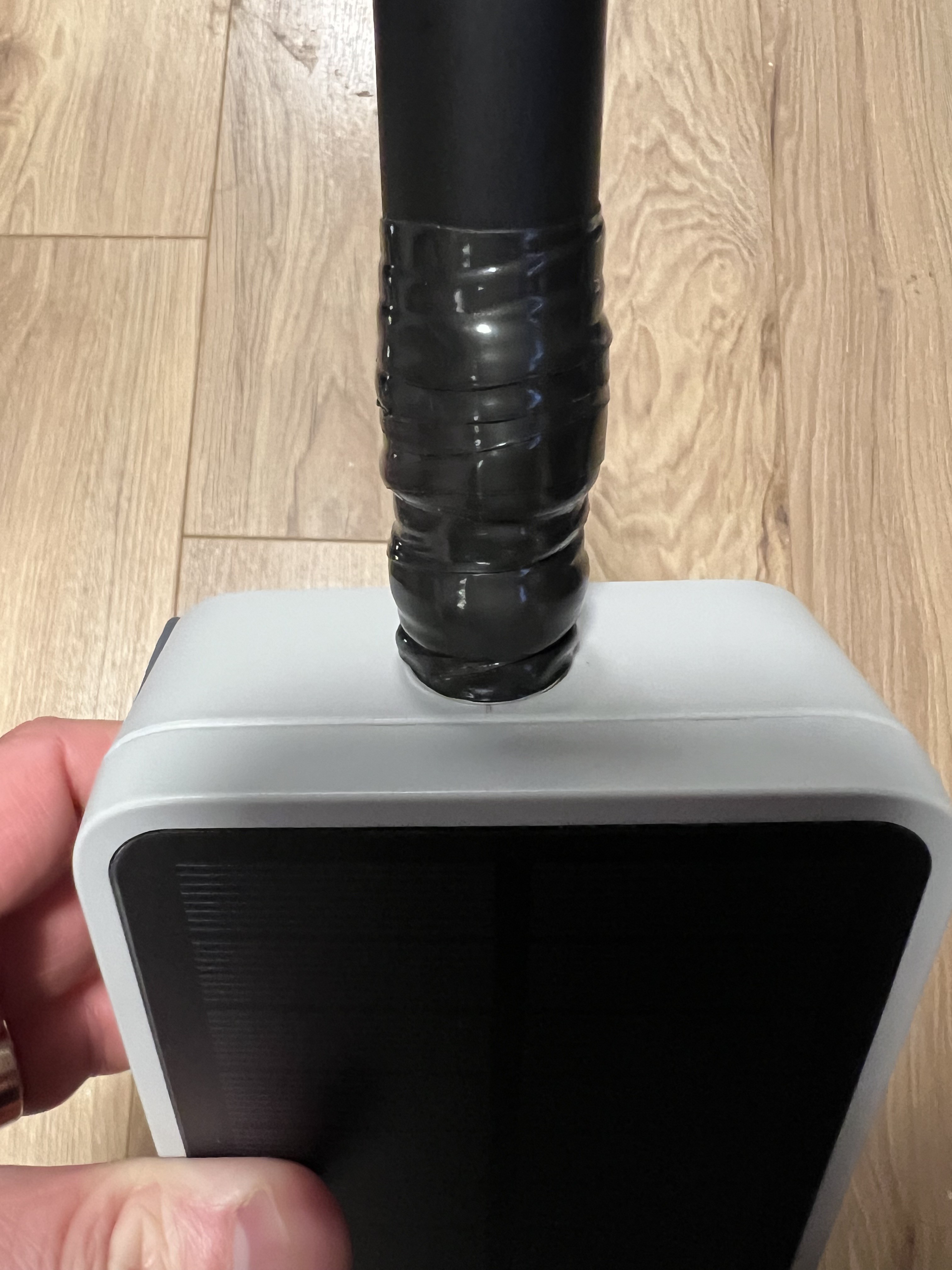 Ruban autofusionnant autour d’un connecteur d’antenne extérieur